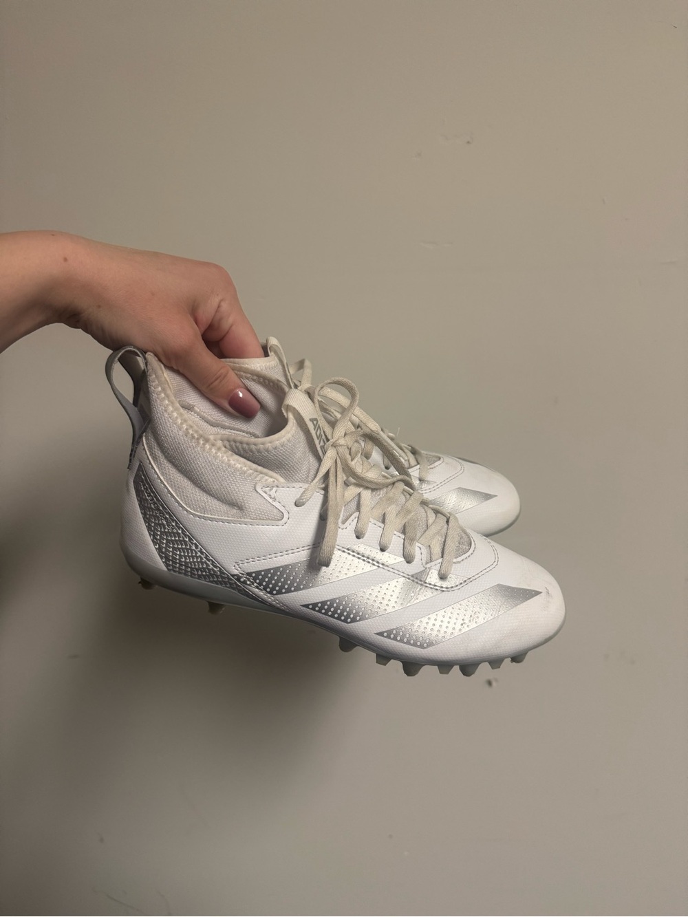 Adidas Adizero Football Cleats Men’s Size 7 White Silver Mid Top Molded